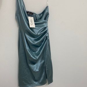 Brand new with tag still attached. Left strapped did pop off.